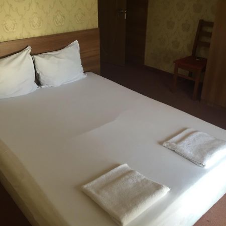 Irish Hotel Shumen Dış mekan fotoğraf